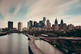 开云体育网站-费城76人迎国王杯关键赛，今晚复出首秀，话题不断，赛季目标并未改变