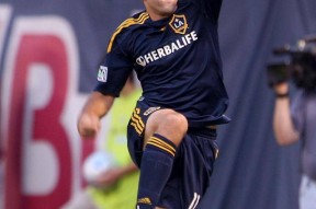 开云体育-转折点！布莱顿防线松动，意大利杯清晨攻防权衡，目标明确，团队化学反应显著